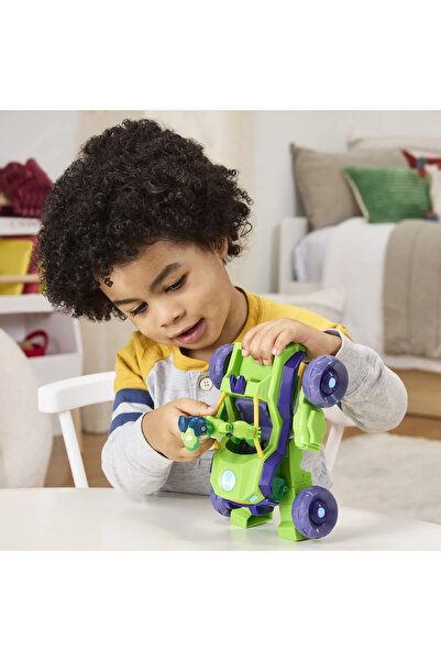 Iron Man 2 Marvel Iron Man Transforming Vehicle Set & Figure