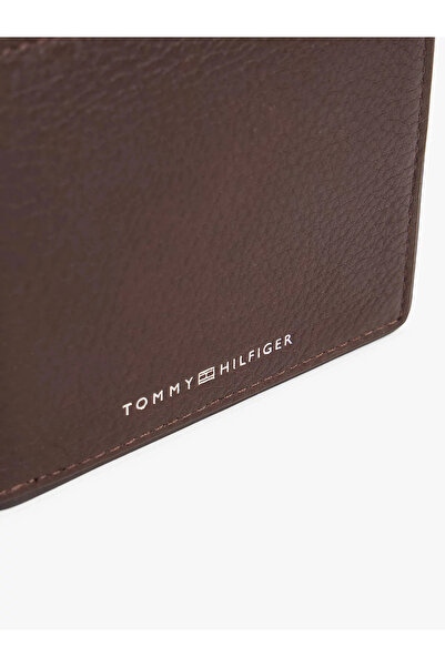 Tommy Hilfiger TH Corp Mini Kartlıklı Erkek Kahverengi Cüzdan AM0AM13739GB6