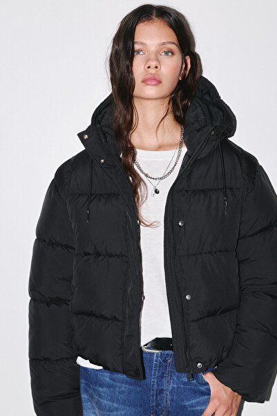 Pull & Bear Puffer jacket with hood