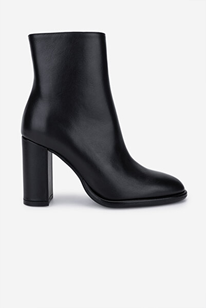 Valmenti حذاء نسائي بكعب أسود من الجلد الطبيعي