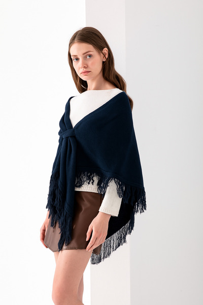 Wega Moda Women's Triangle Tassel Shawl, Stylish Women's Shawl Model with Tassels, Shoulder Shawl, Women's Triangle Shoulder Shawl with Tassels.