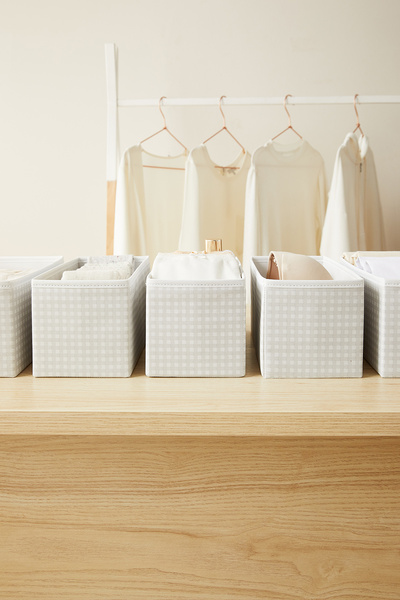 Homewave 6-Piece Gray Polka Dot Drawer Cabinet Laundry Organizer Folding Storage Box Organizer Set