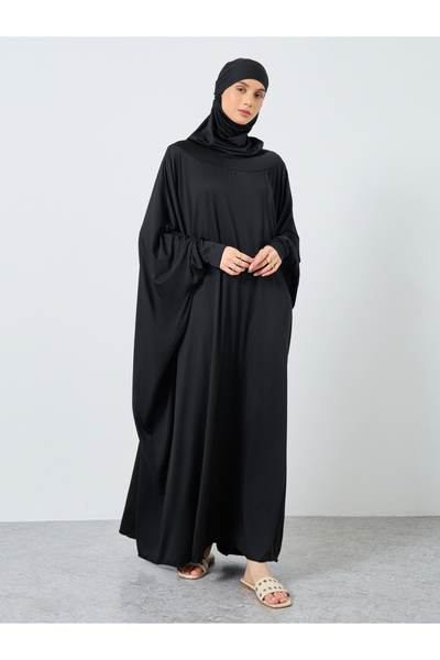 Take Two By Styli عباية سادة بأكمام خفاش وغطاء للرأس