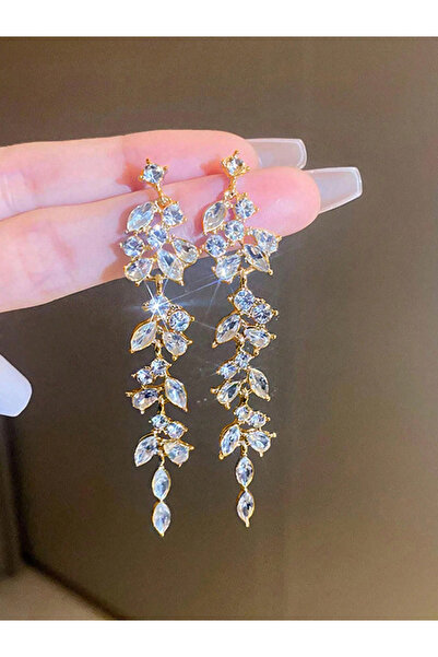 Take Two By Styli أقراط متدلية مرصعة بأحجار الراين الزهرية