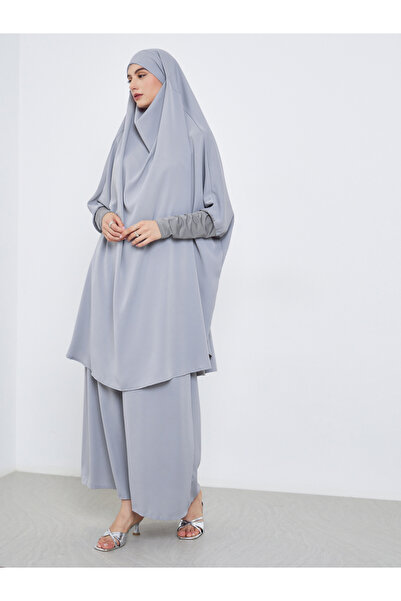 Take Two By Styli Solid Hoodie Batwing Sleeve Abaya with Skirt Set