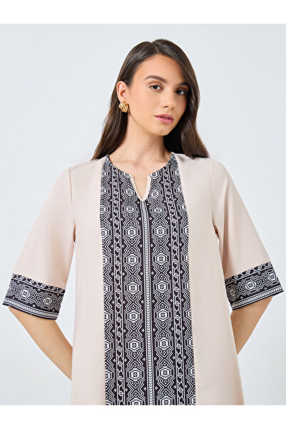 Take Two By Styli Contrast Print Maxi Jalabiya with 3/4 Sleeve