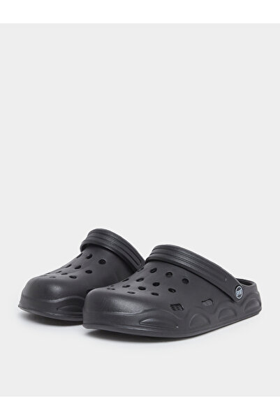 Take Two By Styli Solid Ankle Strap Clogs