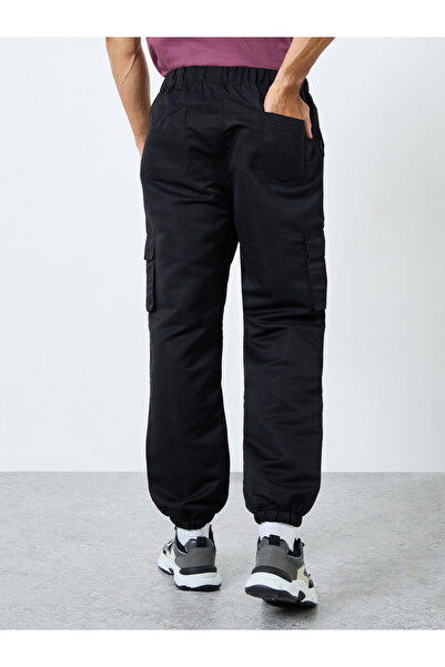 Take Two By Styli Solid Relaxed Fit Cargo Pants with Drawstring