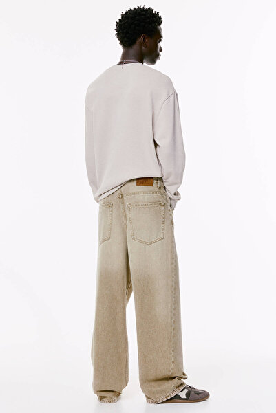 Pull & Bear Relaxed fit baggy jeans