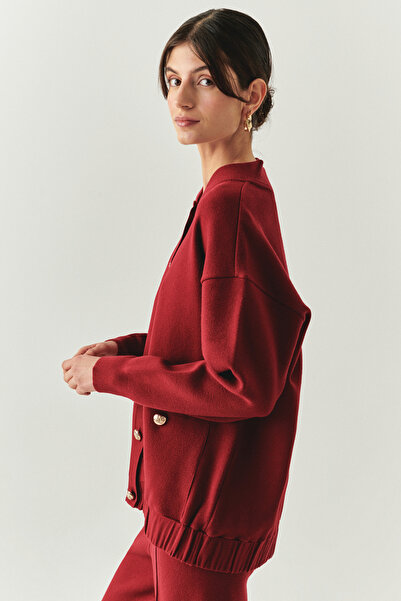 Exquise Bisiket Oversize Tirko Cardigan with Collar Pockets and Gold Buttons