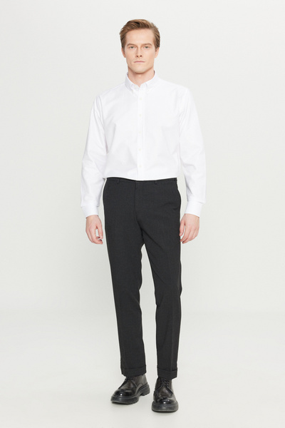 ALTINYILDIZ CLASSICS Erkek Siyah Slim Fit Dar Kesim Gofre Desenli Beli Gizli Lastikli Yan Cep Klasik Pantolon