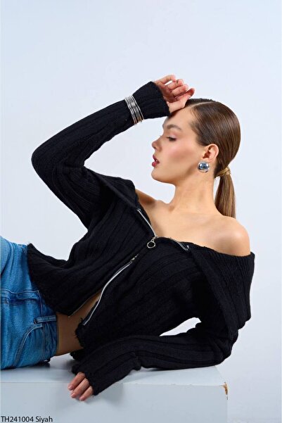 NEWCO Women's Black Degaje Collar Zippered Cardigan