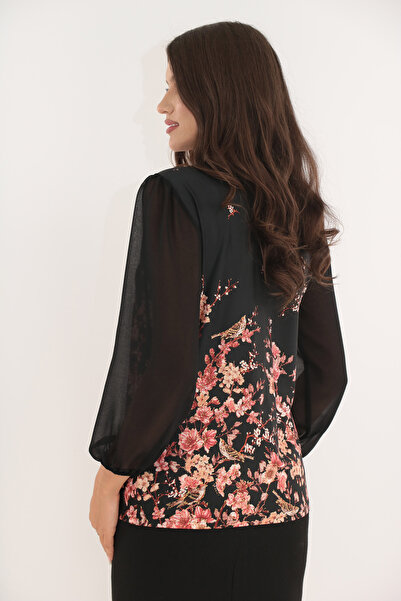 Vanessa Line RO Μαύρη μπλούζα με φλοράλ περίγραμμα από τούβλα
