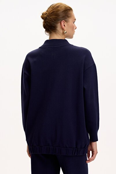 Exquise Bisiket Oversize Tirko Cardigan with Collar Pockets and Gold Buttons