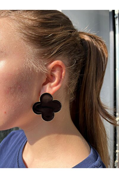 Candy Nuveria’nın Gölgesi- Siyah Mineli Altın Kaplama Küpe