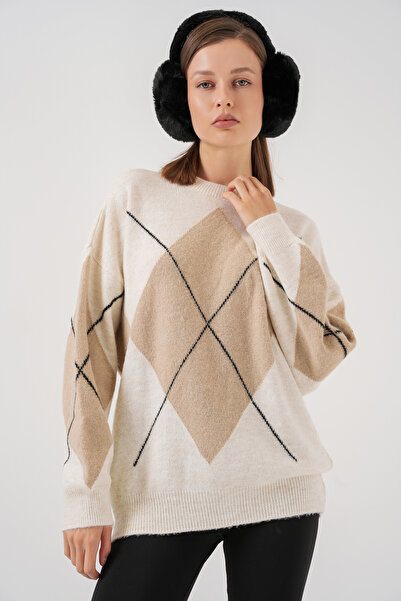 Bigdart 15895 Diamond Pattern Oversize Knit Sweater - Cream