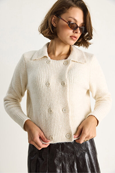 Bianco Lucci Women's Polo Neck Buttoned Soft Cardigan 255252 60284080