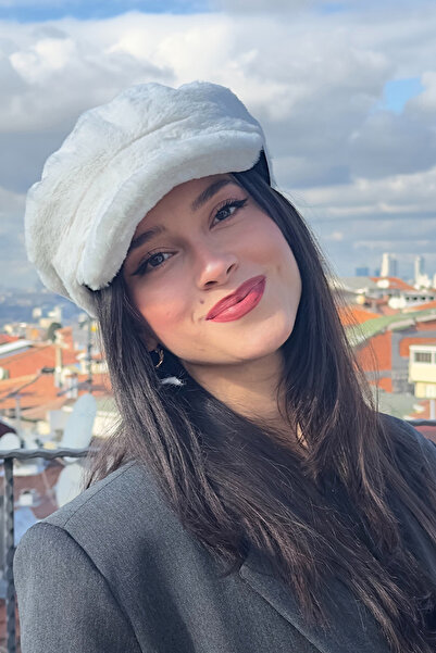 Mavelle Women's White Plush Hat |   Captain Hat |   Faux Fur Hat |   Fashion Hat