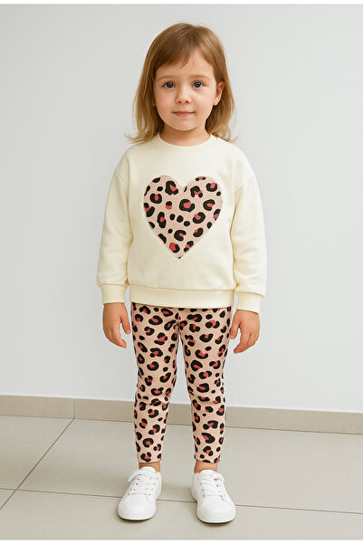 KGN GİYİM Girl's Top and Bottom Heart Embroidered Set