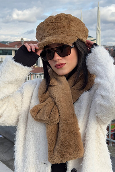 Mavelle Women's Camel Captain Hat |   Hat and Scarf Set of 2 |   Trend Winter Set