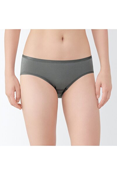 Muji Stretch Low-Rise Shorts