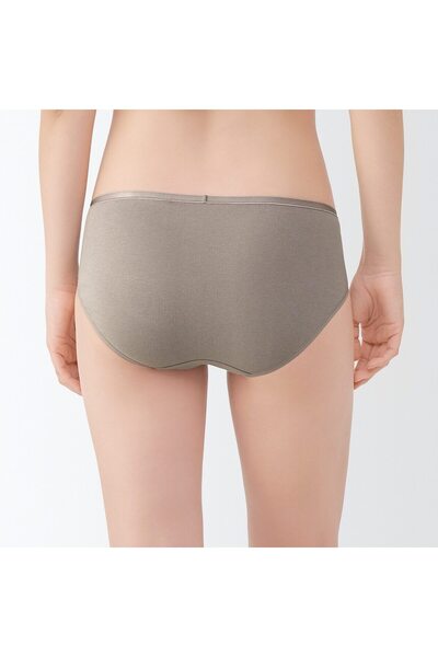 Muji Stretch Low-Rise Shorts