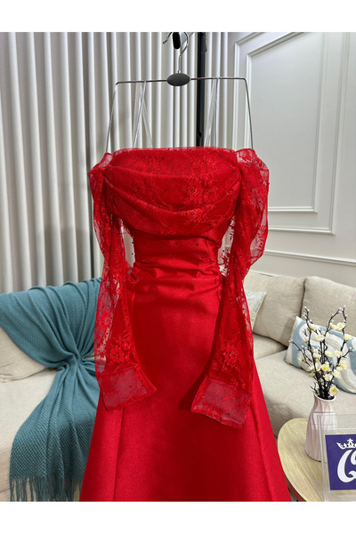Viola Red dress with soft lace and studded stones
