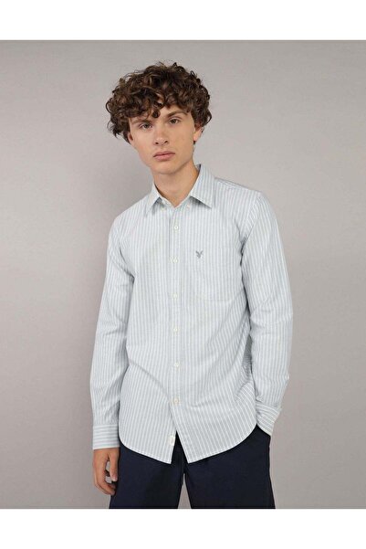 AMERICAN EAGLE قميص AE Oxford بقصّة Slim Fit وبأزرار للاستخدام اليومي