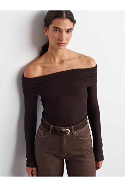 Dilvin 32128 Off-The-Shoulder Long Sleeve Top-Dark Brown