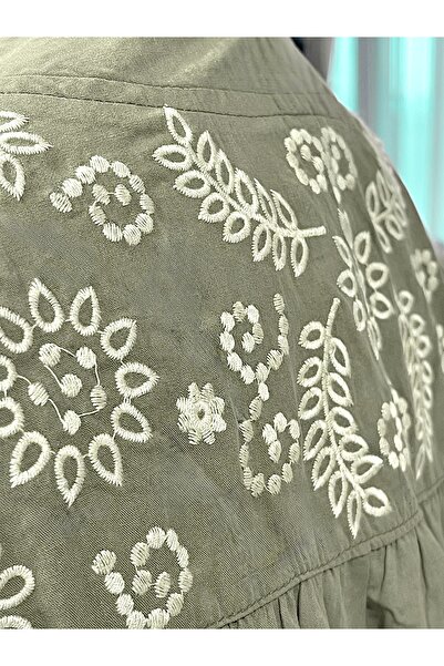 SOLOBUY Cotton Dress With Contrast Embroidery, Buttons, Belt And Pockets, Length Midi, sleeves Long