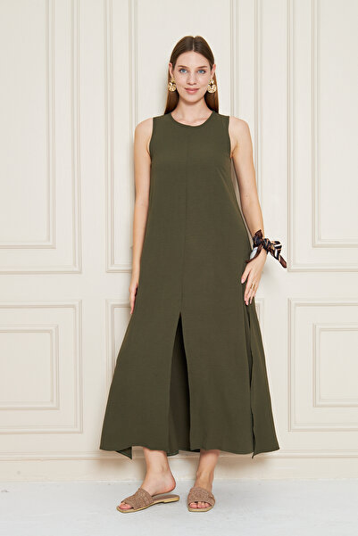 NEW LAVİVA Γυναικείο φόρεμα Aerobın με λεπτομέρεια με σχισμή χωρίς μανίκια 700-3760