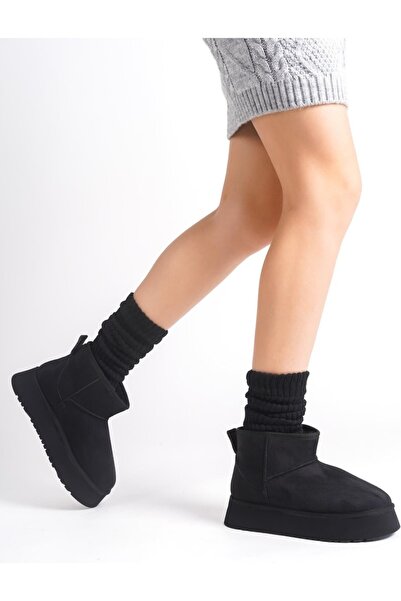 PUSKAS Mini Siyah Süet İçi Kürklü Kalın Taban Kadın Bot 00210