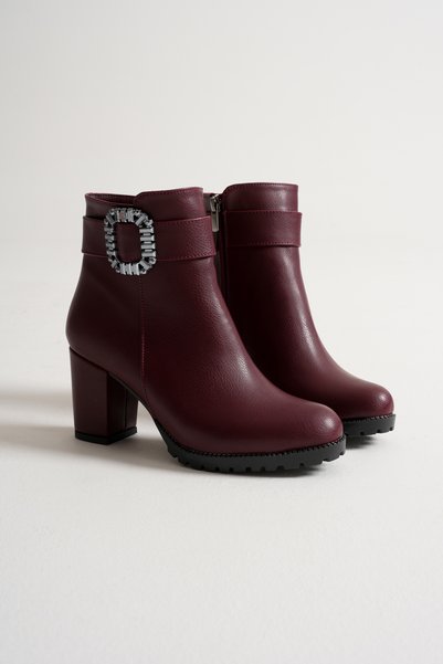 Silver Lady Women's Short Boots with Zipper and Luxury Buckle Accessories