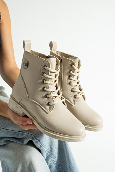 Neva'nın Butiği Γυναικείες μπότες LEON με επένδυση από γούνα και λεπτομέρεια με κορδόνια