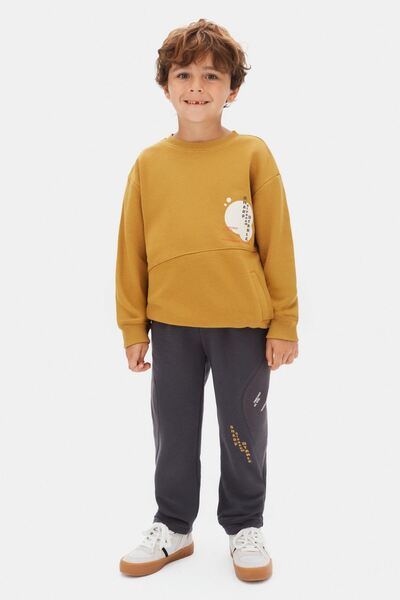 HAUSEkids بدلة شاربت فيوتشر للأولاد من عمر 4-8 سنوات - خردل