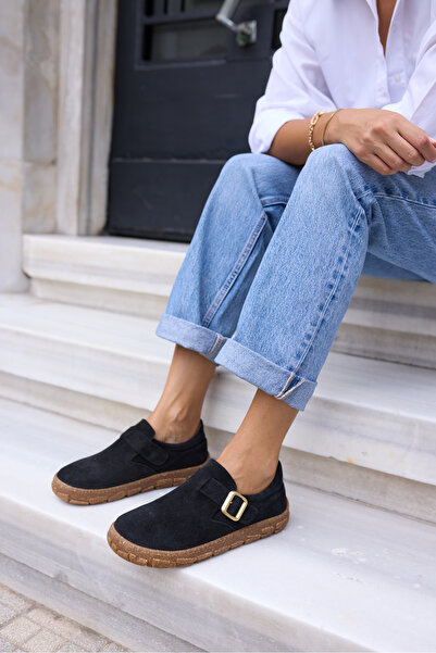 ANGELİNA JONES ΓΥΝΑΙΚΕΙΑ ΜΑΥΡΑ ΠΑΠΟΥΤΣΙΑ ΑΠΟ ΓΝΗΣΙΟ ΣΟΥΕΤ ΜΑΥΡΟ ΑΝΤΡΙΚΟ ΣΤΥΛ