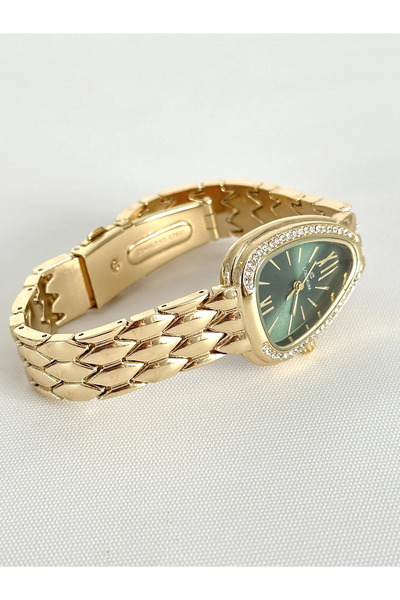 Coliseum Kadın Taş Detaylı Altın Renk Metal Kordonlu Yeşil Oval Kadranlı Kol Saati