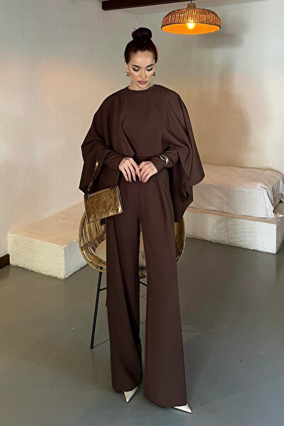 Gülmude Κομψή φόρμα με κομψό μανδύα