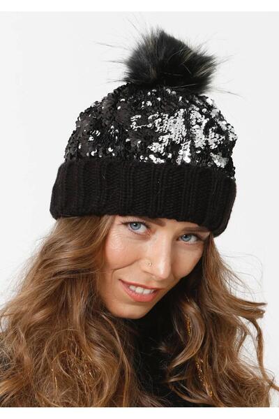Wearflawless قبعة نسائية شتوية سوداء لامعة من الأكريليك الناعم مع بوم بوم