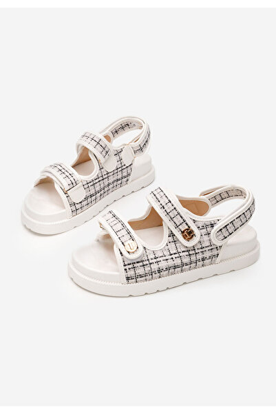 B T Shoes Bílé dámské letní sandály Ailyna