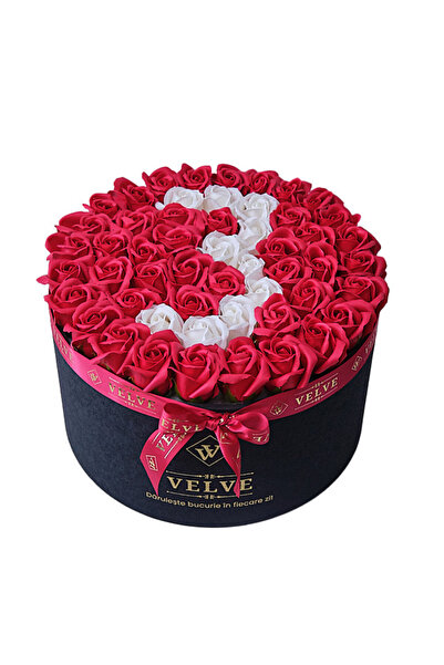 velve Aranjament Floral Etern personalizat cu cifra 3, in cutie rotunda neagr...