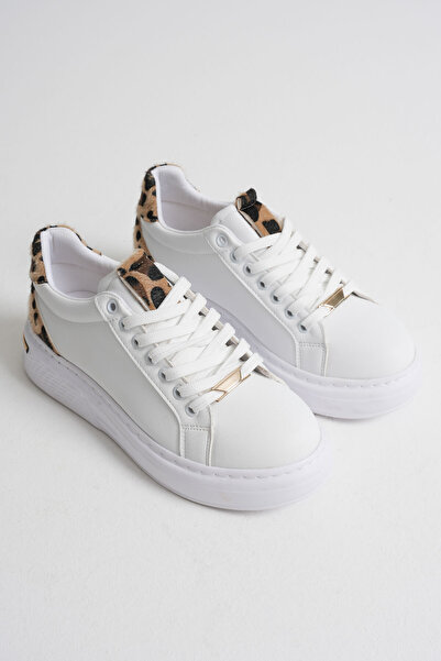 BWORLD Vega leopard detailed white women's sports shoes