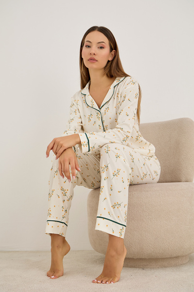 Siyah İnci Ecru Floral Patterned Bürümcük-Krınkıl Long Sleeve Buttoned Ribbed Pajama Set 7931