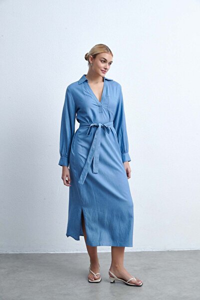 Livia فستان نسائي متوسط ​​الطول بأكمام طويلة ورقبة على شكل حرف V