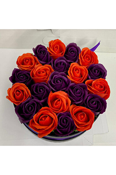 velve Aranjament floral Special Color in cutie rotunda cu 21 trandafiri sapun...