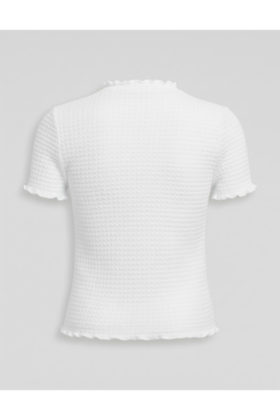 LAVDERUAR Short Sleeve, Textured Fabric Detail, Fitted Bust, Semi-Cropped Blouse