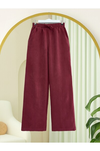 HİJABAYA Hlače od tensela sa elastičnim strukom i čipkastim detaljima Sa džep...