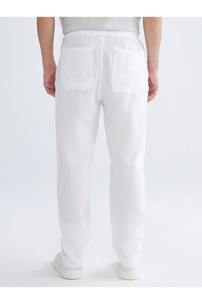 LC Waikiki Beyaz Rahat Kalıp Erkek Pantolon