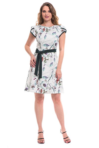 AD Fashion Multi-colored print wedge dress, accessorized with plain green cord at the waist 02R297i297 - 42 E