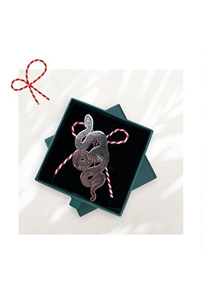 Pursehuit Broșă argintie, formă de șarpe, cu șnur de mărțișor și cutie cadou,...